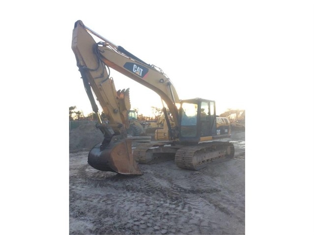 Hydraulic Excavator Caterpillar 320DL