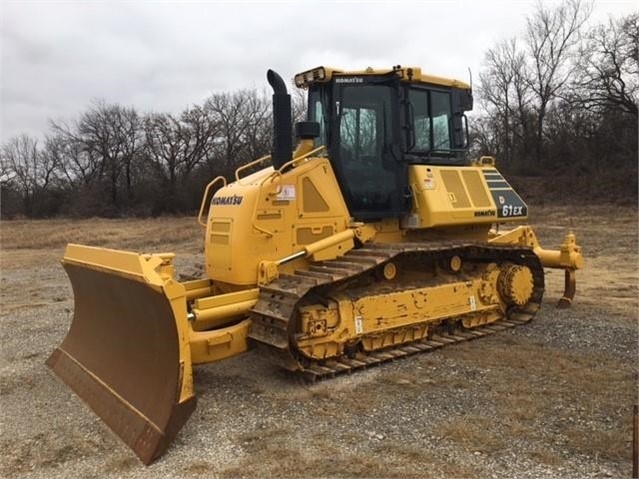 Tractores Sobre Orugas Komatsu D61EX de medio uso en venta Ref.: 1516319765911453 No. 3