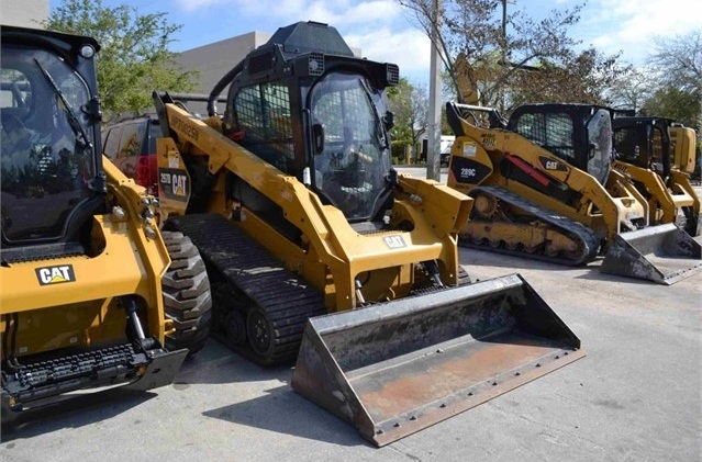 Minicargadores Caterpillar 297D de segunda mano a la venta Ref.: 1516388038224636 No. 4