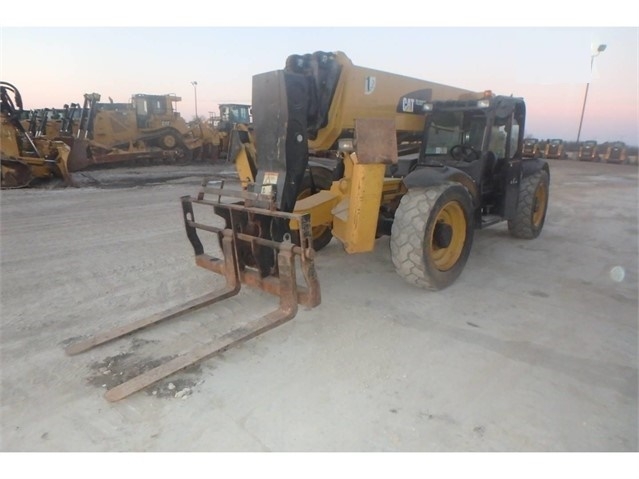 Montacargas Caterpillar TL1255