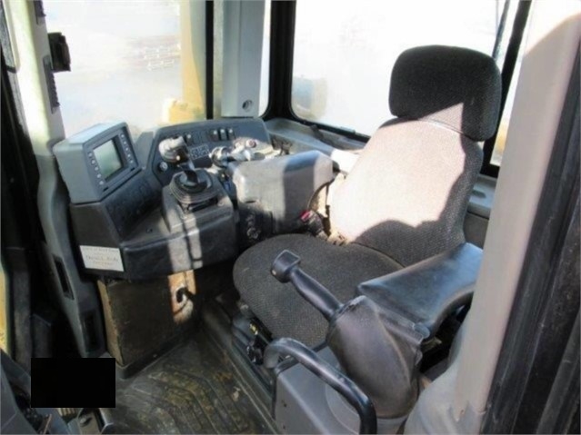 Tractores Sobre Orugas Caterpillar D8T en venta, usada Ref.: 1519073403012841 No. 3