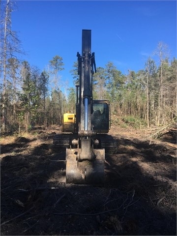 Hydraulic Excavator Deere 200D