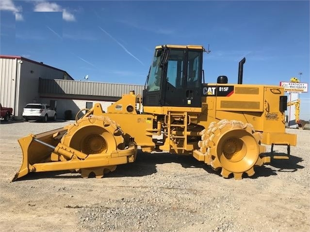 Compactadoras Suelos Y Rellenos Caterpillar 815F