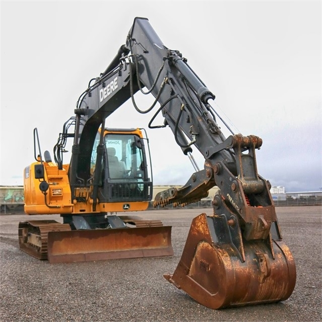 Hydraulic Excavator Deere 135G