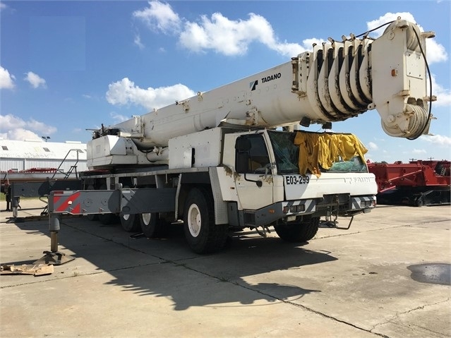 Gruas Tadano ATF220G  Ref.: 1524497448809949 No. 2
