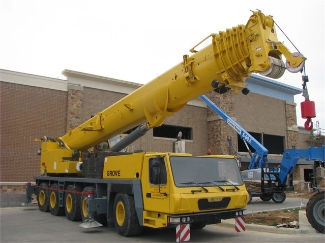 Cranes Grove GMK5165