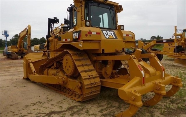 Tractores Sobre Orugas Caterpillar D6T