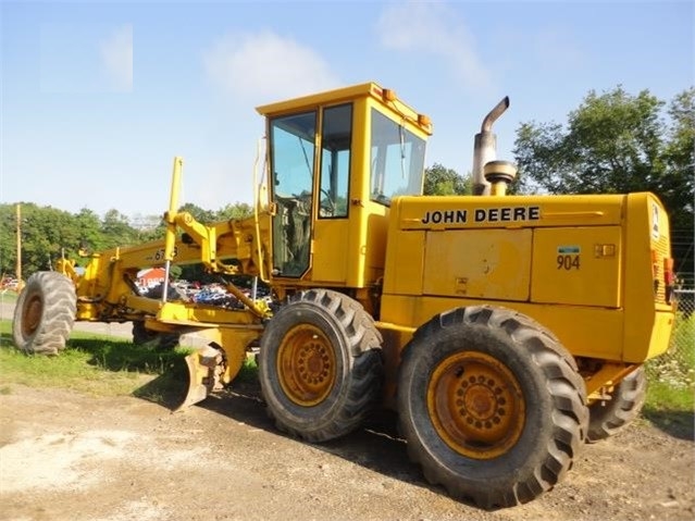 Motor Graders Deere 672B