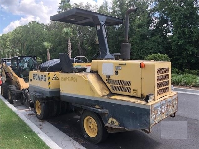 Compactadora Con Llantas Bomag BW11