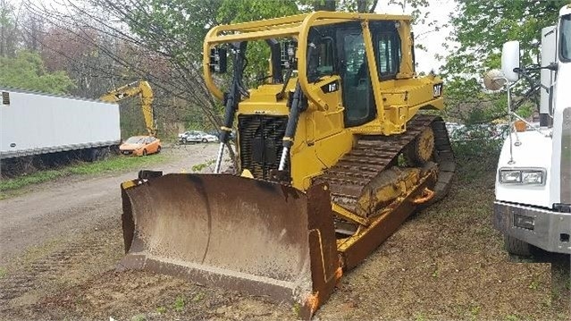 Dozers/tracks Caterpillar D6T