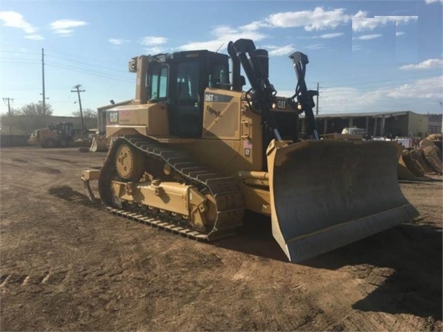 Dozers/tracks Caterpillar D6T