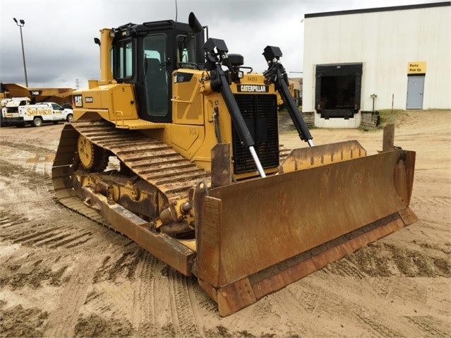 Dozers/tracks Caterpillar D6T
