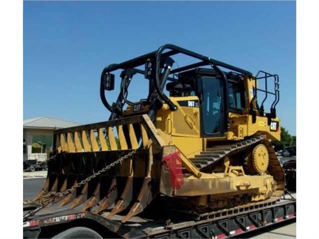 Dozers/tracks Caterpillar D6T