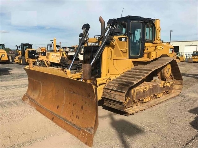 Dozers/tracks Caterpillar D6T