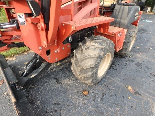 Zanjadora Ditch Witch RT80 de medio uso en venta Ref.: 1541025745139750 No. 4