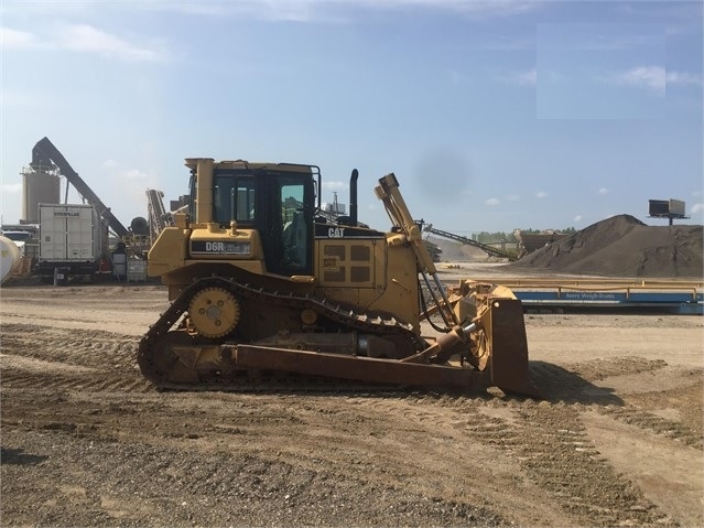 Dozers/tracks Caterpillar D6R