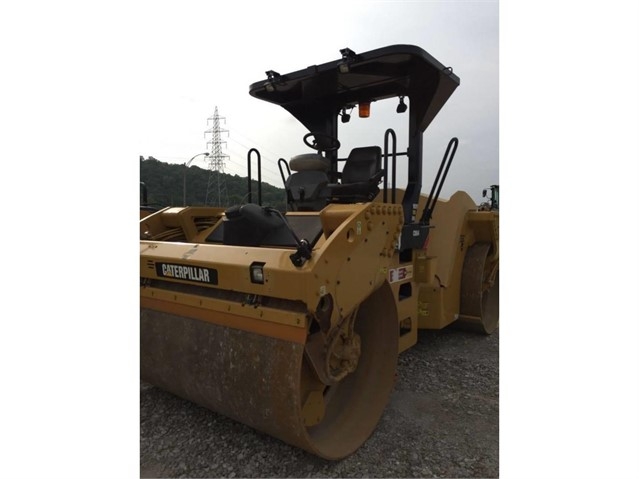 Vibratory Compactors Caterpillar CB64