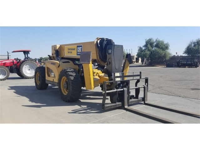 Telehandler Caterpillar TL1255