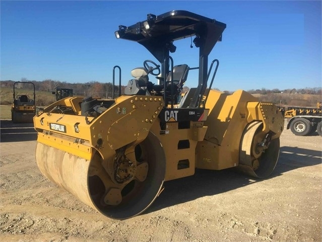 Vibratory Compactors Caterpillar CB64