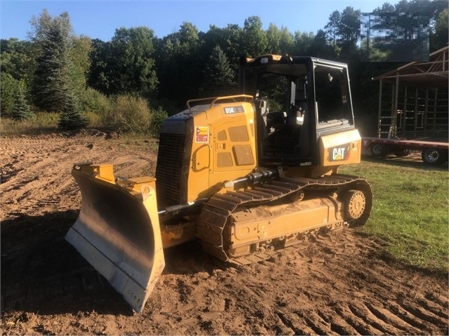 Dozers/tracks Caterpillar D5K