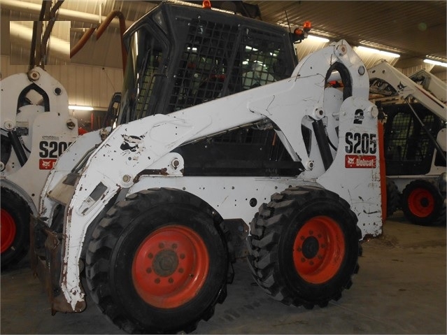 Minicargadores Bobcat S205