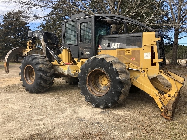 Forest Machines Caterpillar 525C