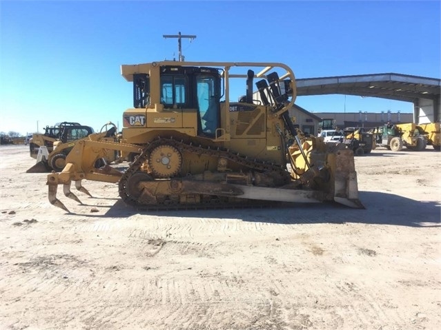 Tractores Sobre Orugas Caterpillar D6T