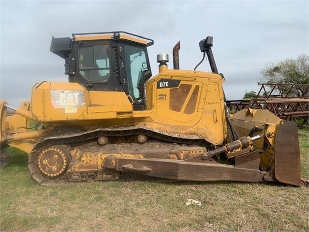 Tractores Sobre Orugas Caterpillar D7E en buenas condiciones Ref.: 1552523948946604 No. 4