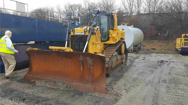 Tractores Sobre Orugas Caterpillar D6T usada a buen precio Ref.: 1554739086018524 No. 3