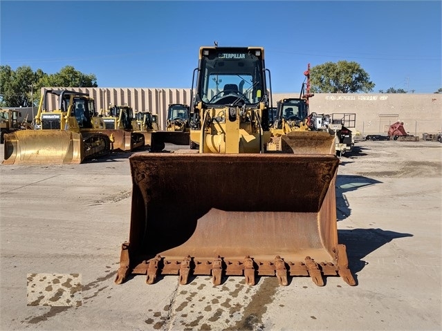 Cargadoras Sobre Orugas Caterpillar 963D de segunda mano en venta Ref.: 1556916773593223 No. 3