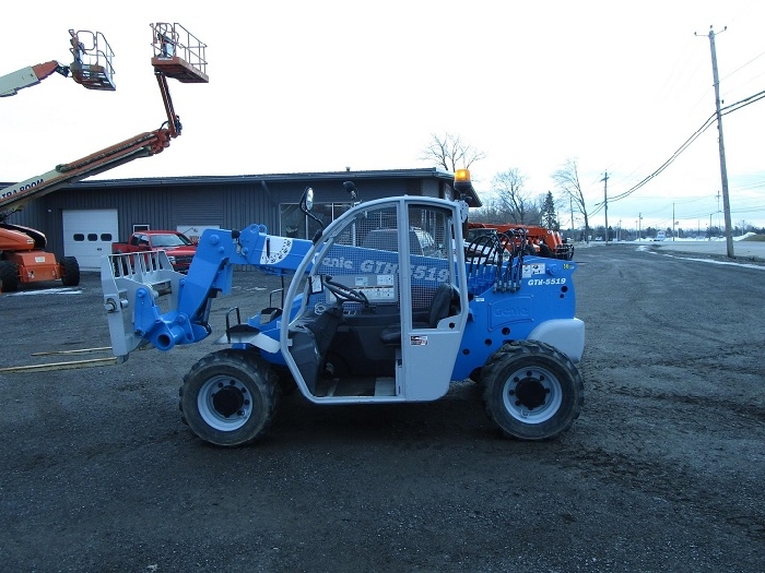 Telehandler Genie GTH5519