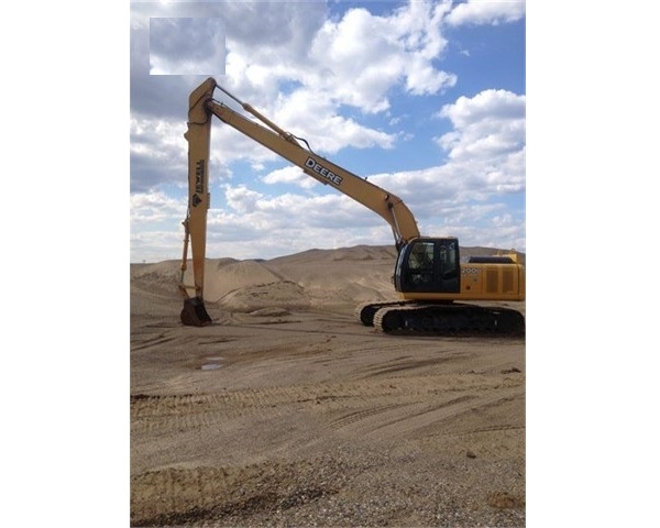 Hydraulic Excavator Deere 200D