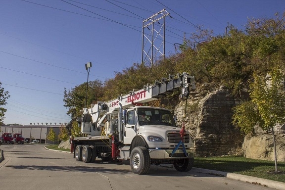 Gruas Elliott E145 de segunda mano en venta Ref.: 1561993523165046 No. 2