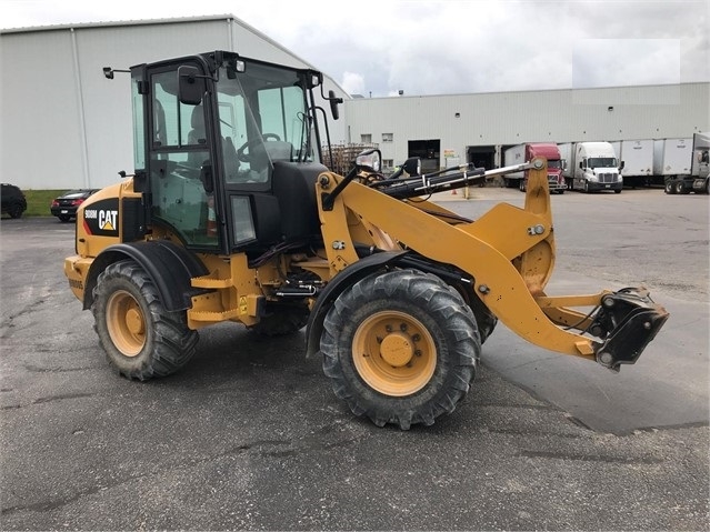 Cargadoras Sobre Ruedas Caterpillar 908