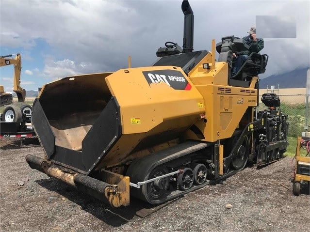 Pavers Caterpillar AP-555F