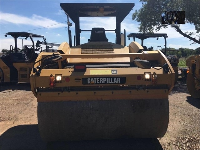 Compactadora Vibratoria Caterpillar CB64 de segunda mano en venta Ref.: 1563491491675847 No. 2