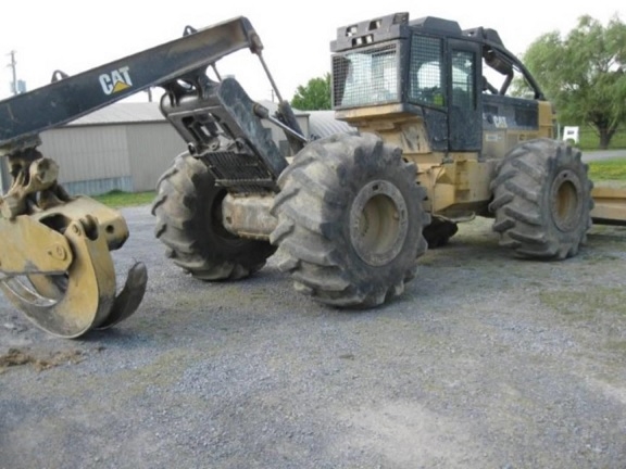 Forest Machines Caterpillar 525B