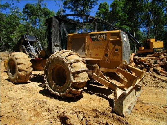 Forest Machines Caterpillar 525D