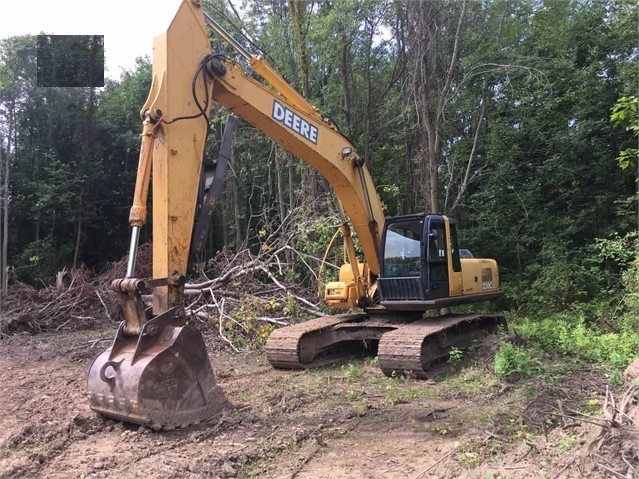 Hydraulic Excavator Deere 230C