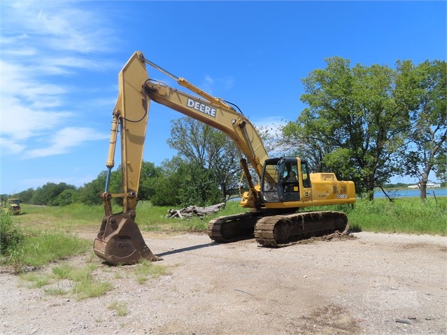 Hydraulic Excavator Deere 330C LC