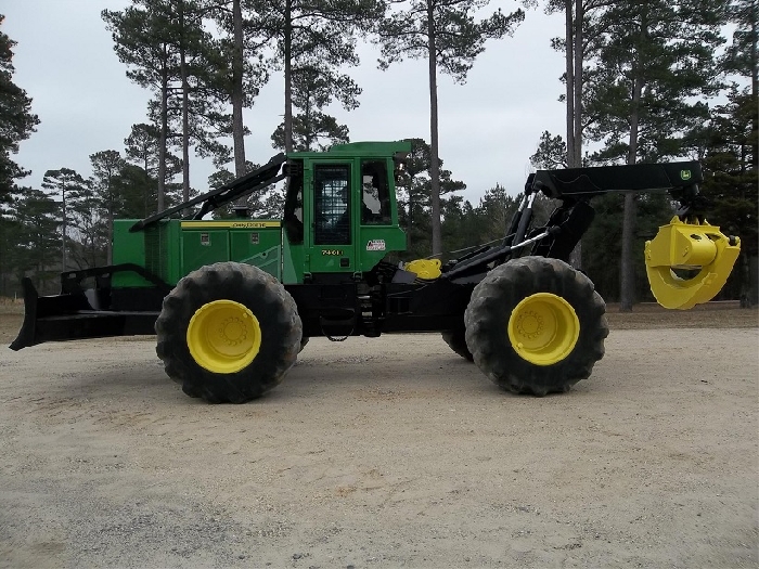 Forest Machines Deere 748H