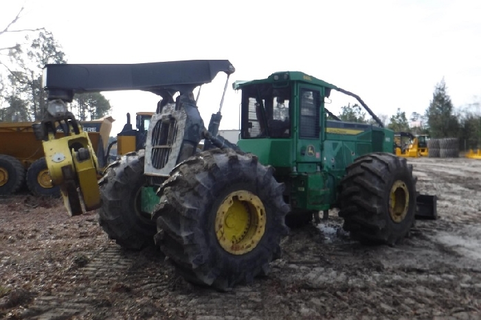 Forest Machines Deere 848L