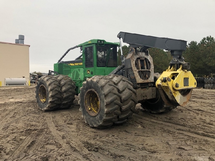 Forest Machines Deere 748L