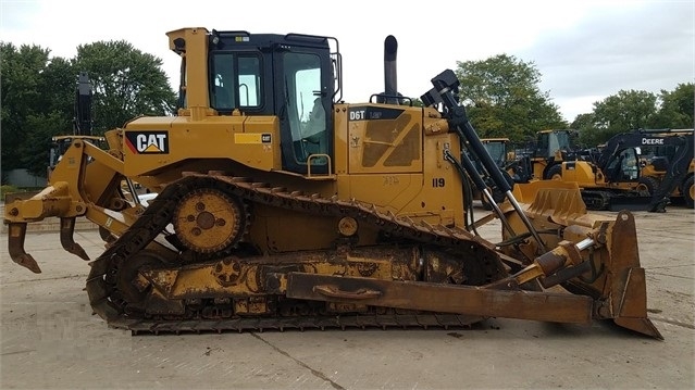 Tractores Sobre Orugas Caterpillar D6T