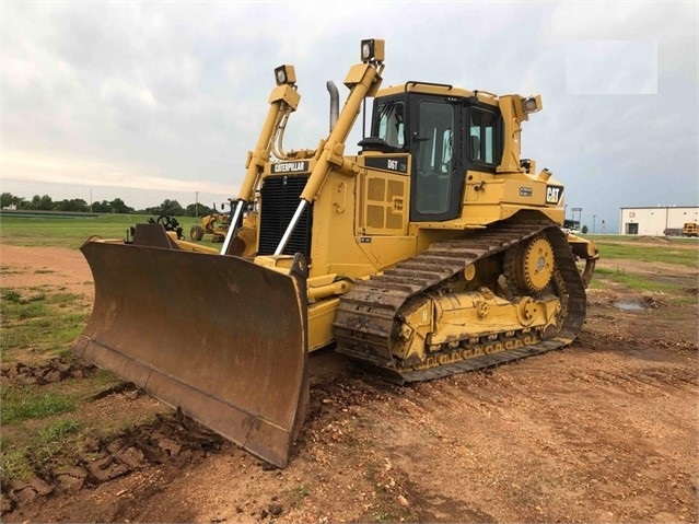 Dozers/tracks Caterpillar D6T