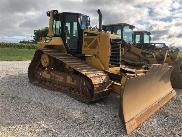 Dozers/tracks Caterpillar D6N