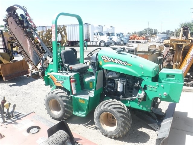 Trencher Ditch Witch RT45