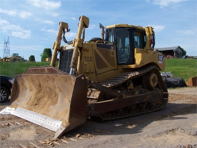 Dozers/tracks Caterpillar D8T