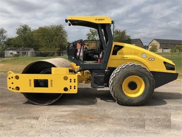 Vibratory Compactors Bomag BW211D