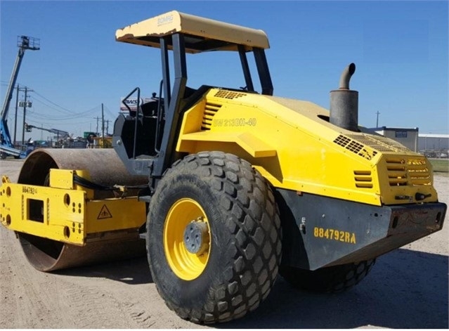 Compactadora Vibratoria Bomag BW213D en buenas condiciones Ref.: 1571691180815346 No. 2
